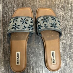 Steve Madden Blue and Tan Sandals Minimalist Design